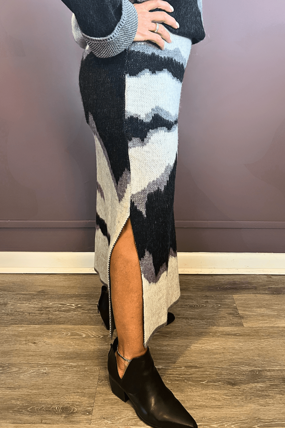 AK02 Skirt