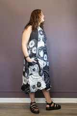 Sleeveless Crinkle Swirl Dress