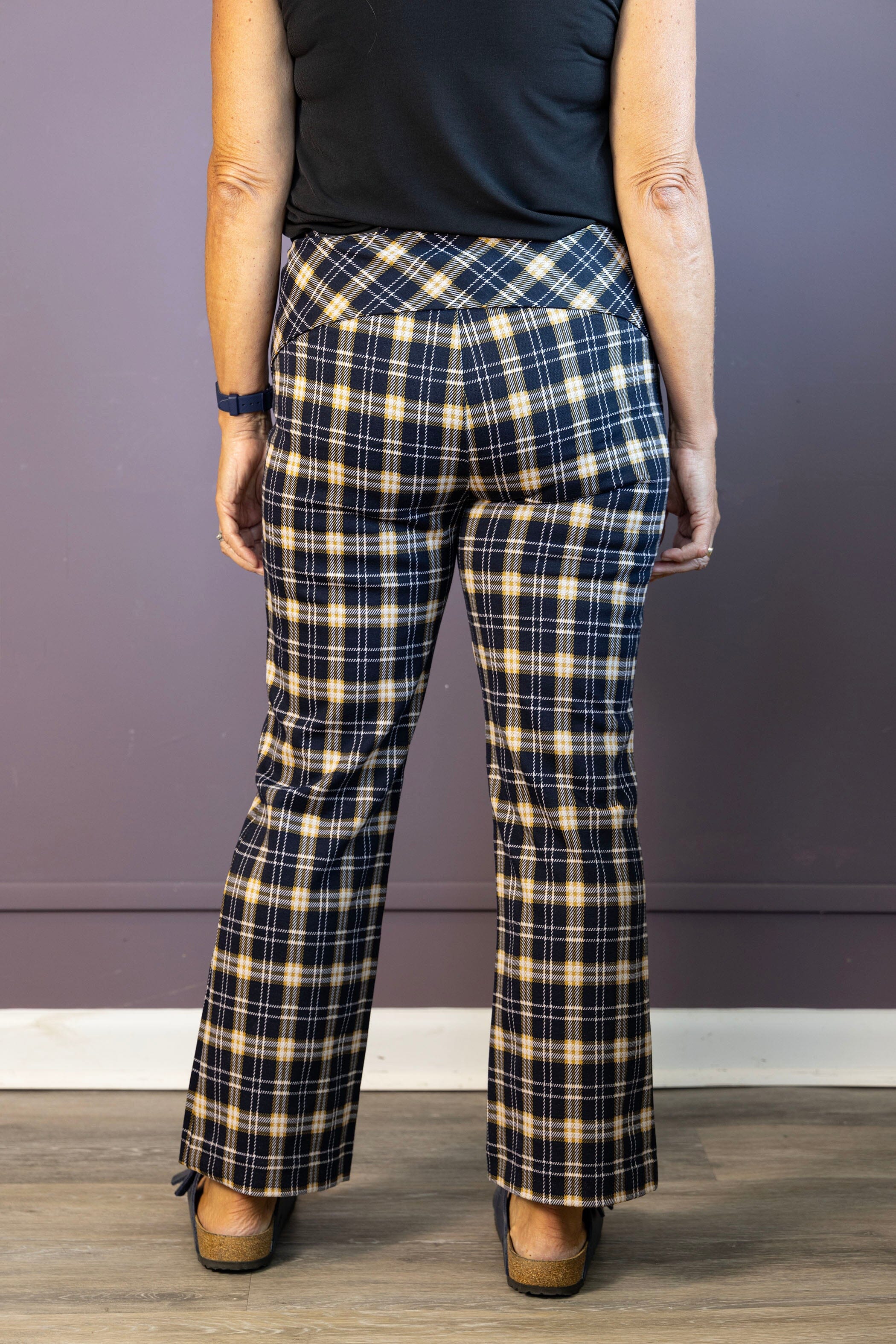 Stella Pull On (Dark Navy Plaid)