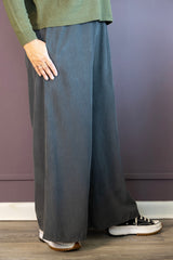 Fine Wale Wide Leg Pant