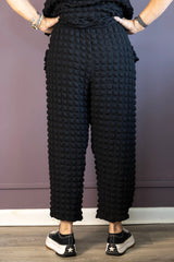 Black Pucker Pant