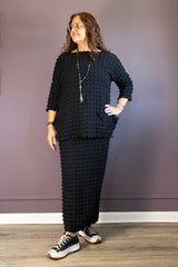 Black Pucker Pencil Skirt