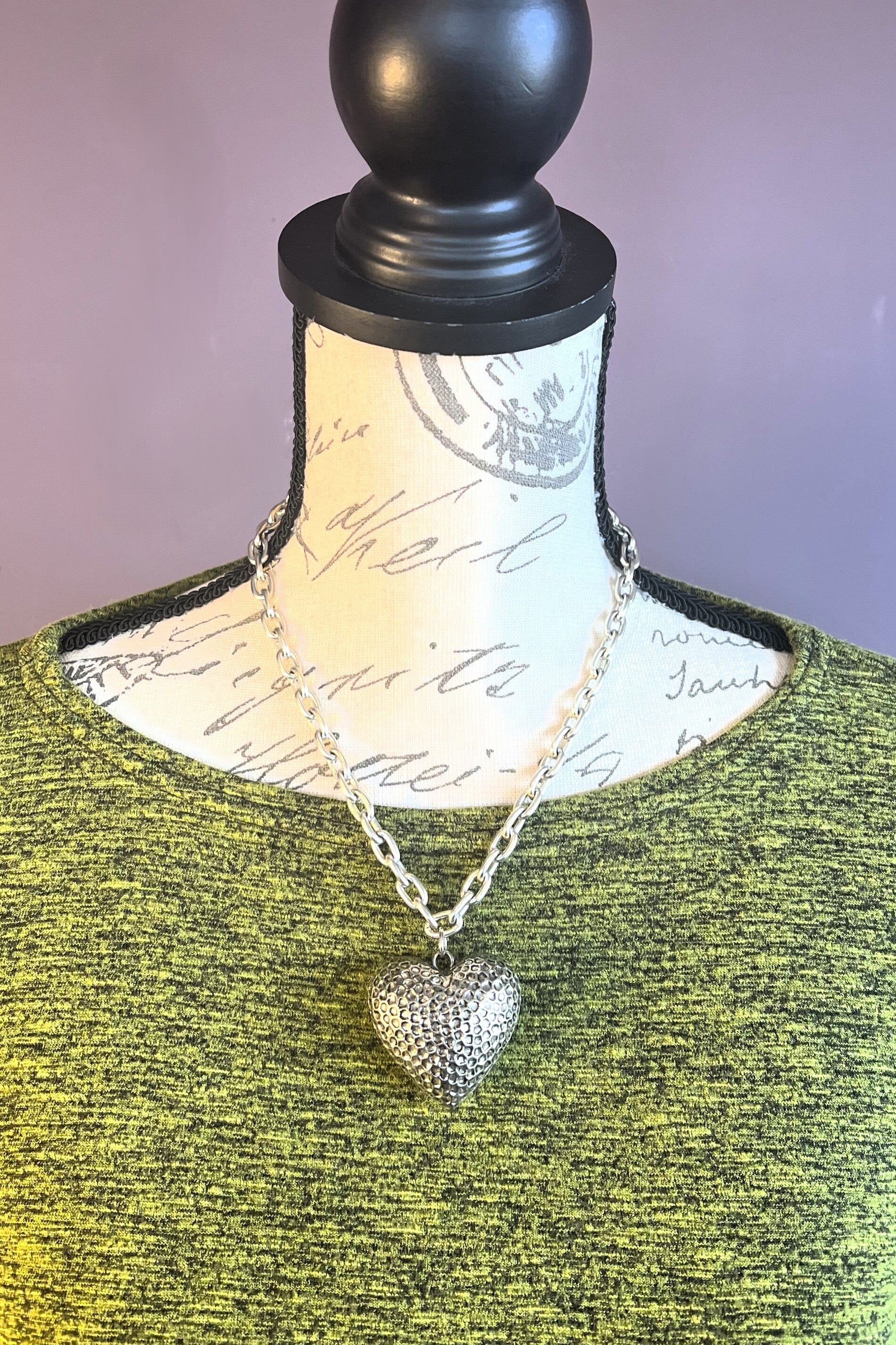 Puffy Heart Necklace (Silver Short)