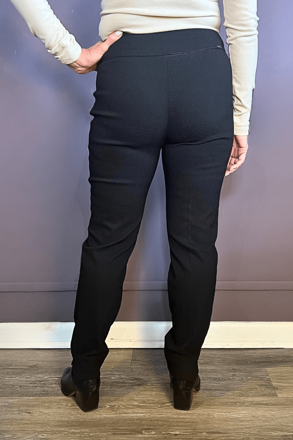 Petal Ankle Pant