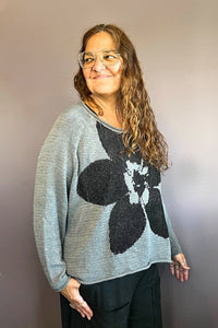 Flower Pullover