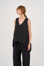 Siros Vest