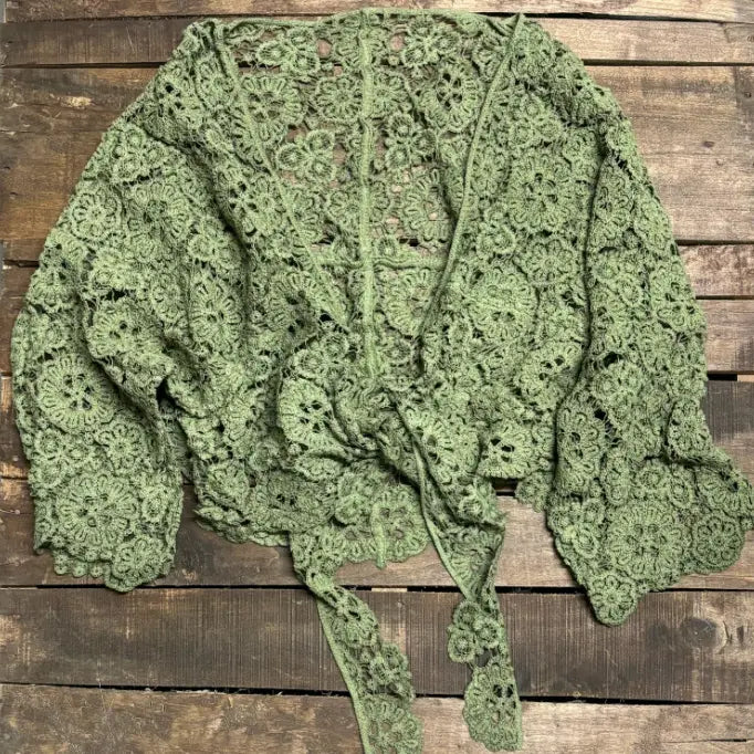 Garden Dreams Wrap