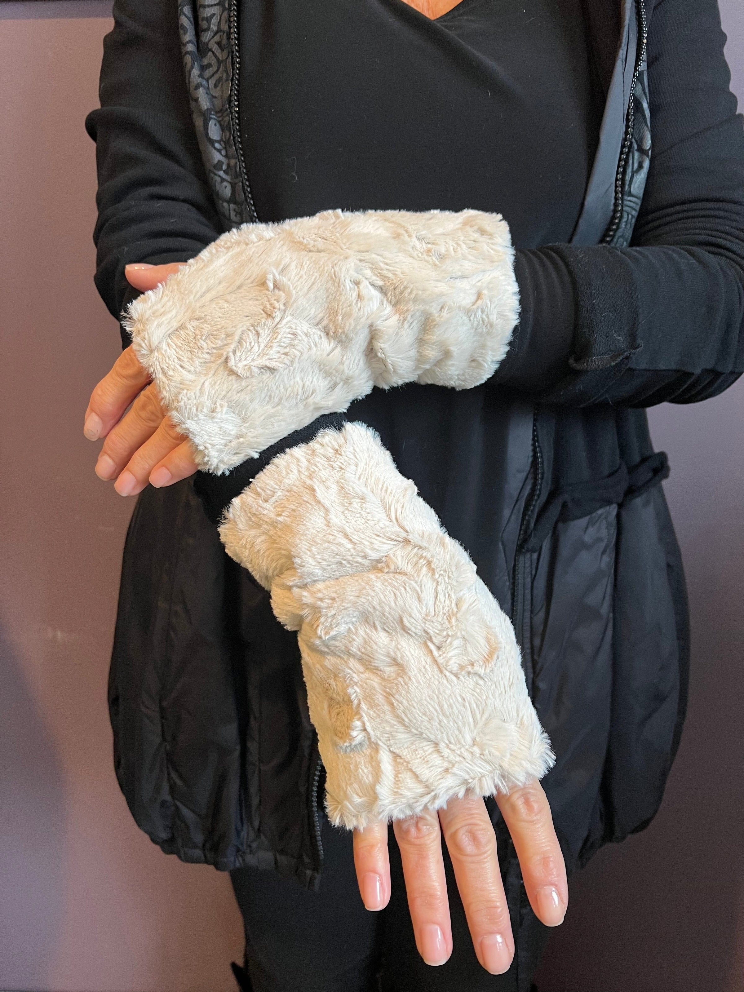 Sand Fingerless Gloves