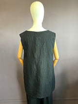 Asymmetrical Pleat Tank