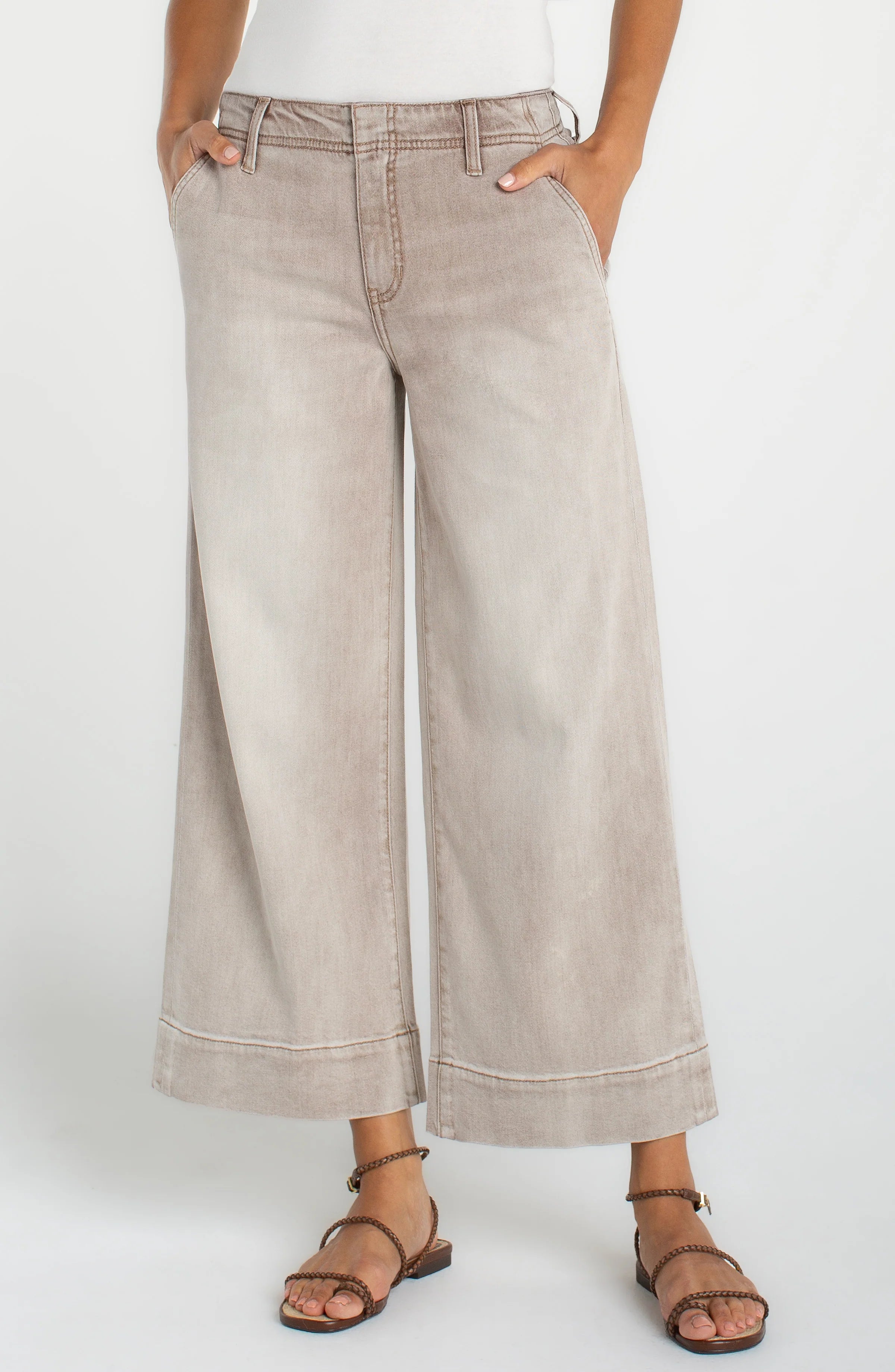 Weekender Crop Wide Leg