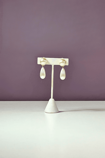Teardrop Pearl Tina Clip On Earrings