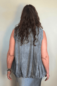 Sleeveless Linen Balloon Crop Shirt