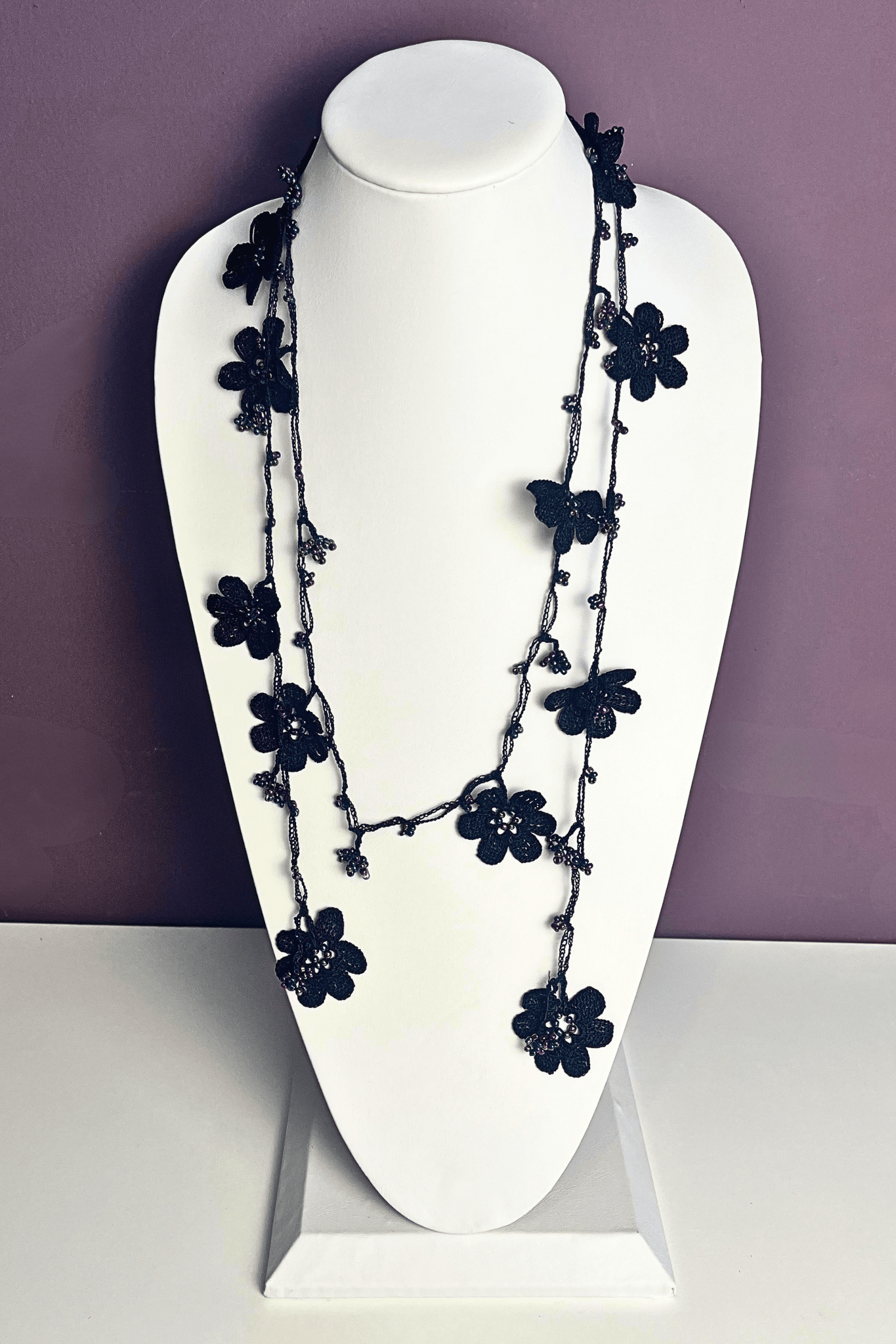 Daisy Lariat Necklace