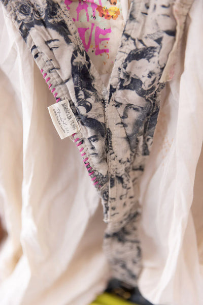 Mural Frida Suspenders