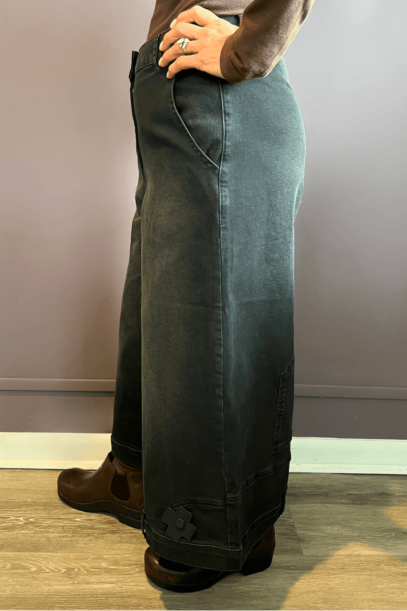 The Upside Down Pant (Black)