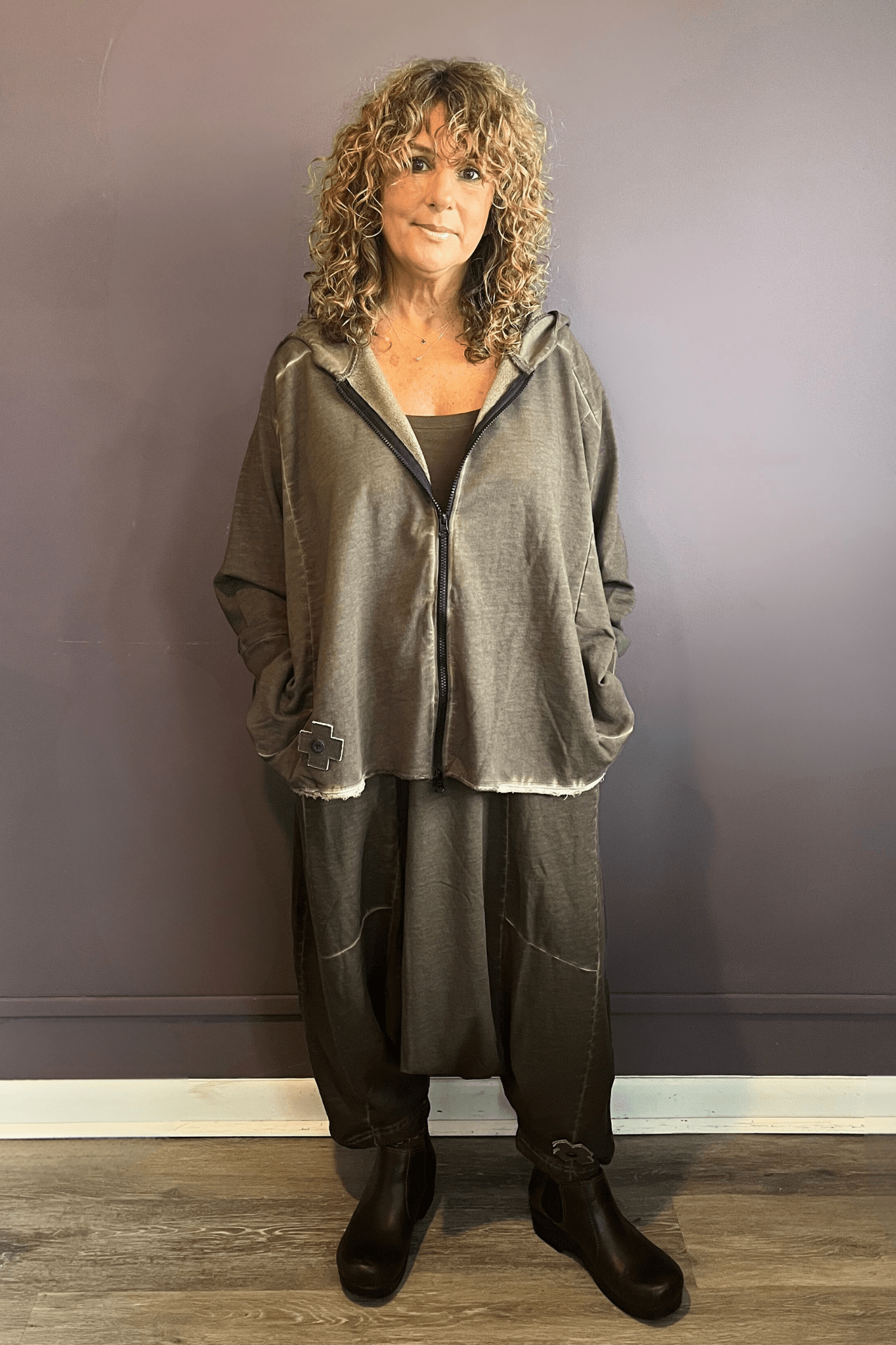 A Wide Short Jacket II (Chocolate)