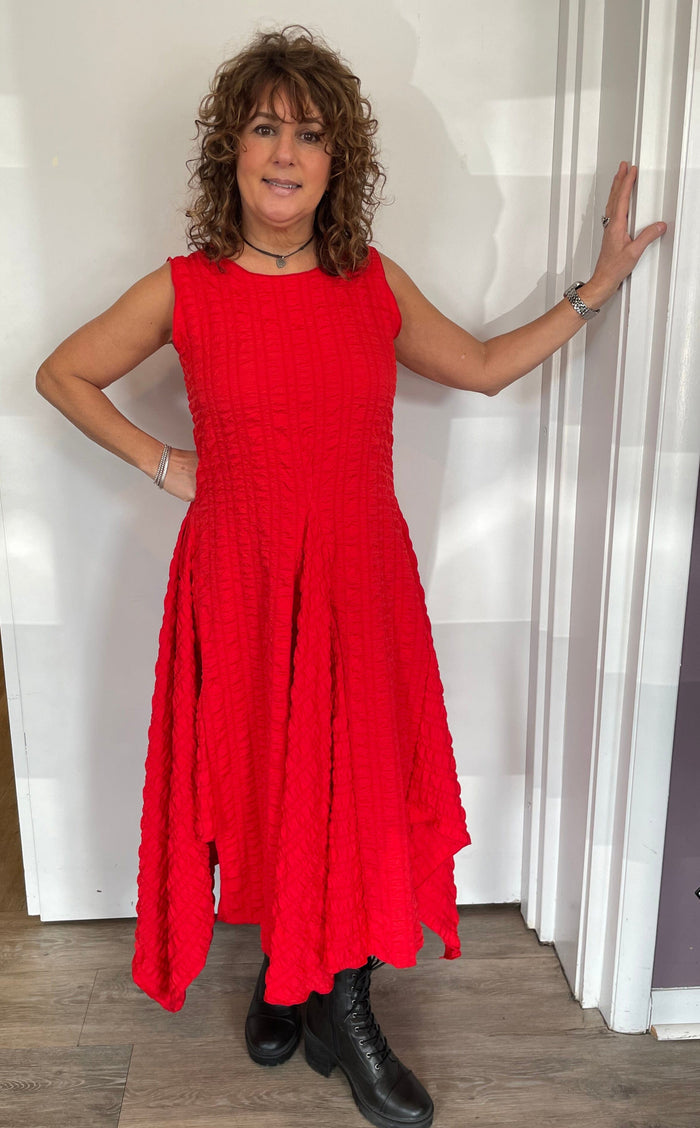 Sleeveless Red Pucker Dress
